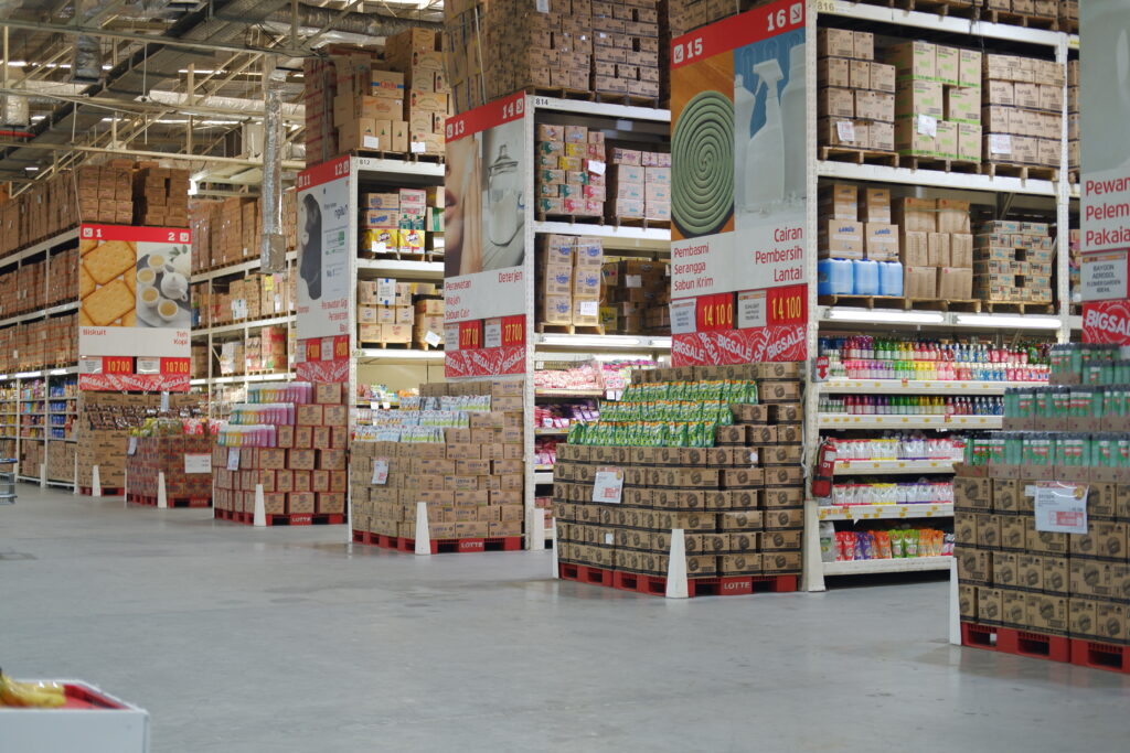 Arti Display Barang, Tujuan, dan Implementasinya dalam Bisnis Retail 